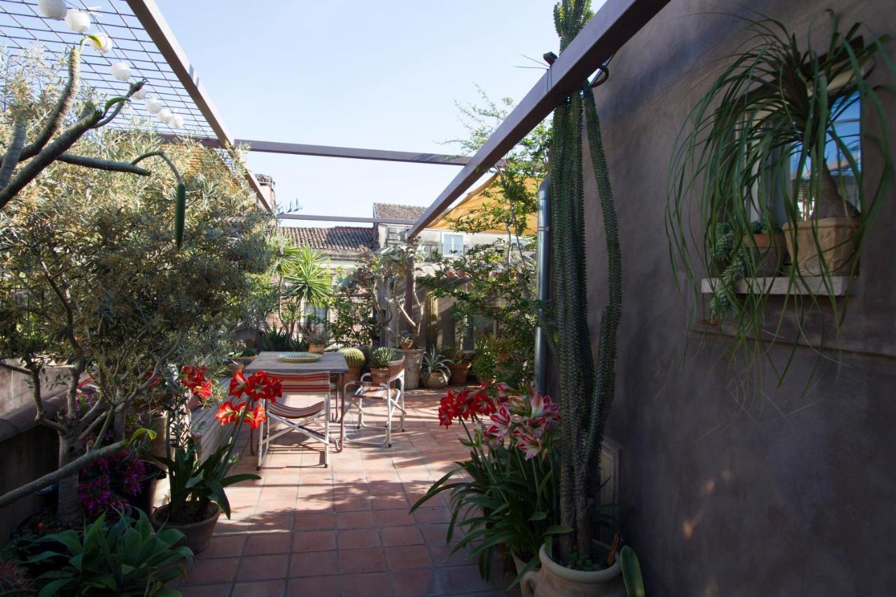 Tre Vie Apartment Con Terrazzo Giardino Pensile Catânia Exterior foto