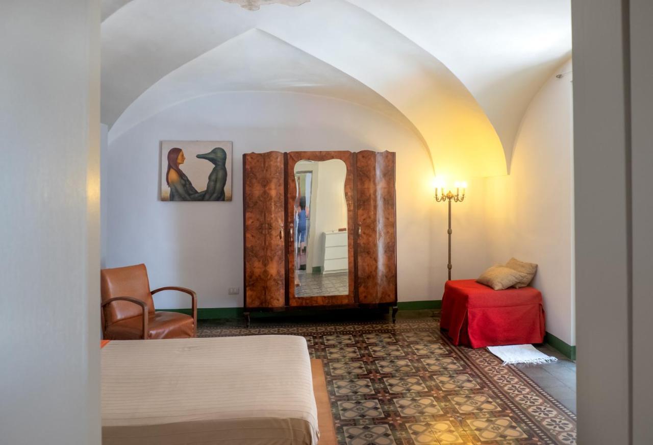 Tre Vie Apartment Con Terrazzo Giardino Pensile Catânia Exterior foto
